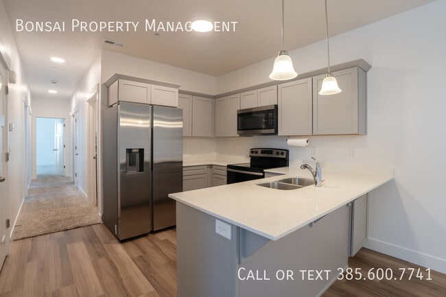 Foto del edificio - 762 Lang Ct