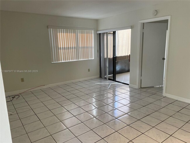 Building Photo - 14909 SW 104th St