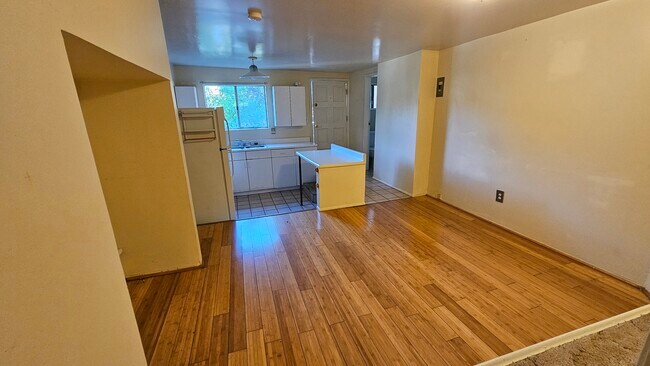 Kitchen - 1417 Nolden St