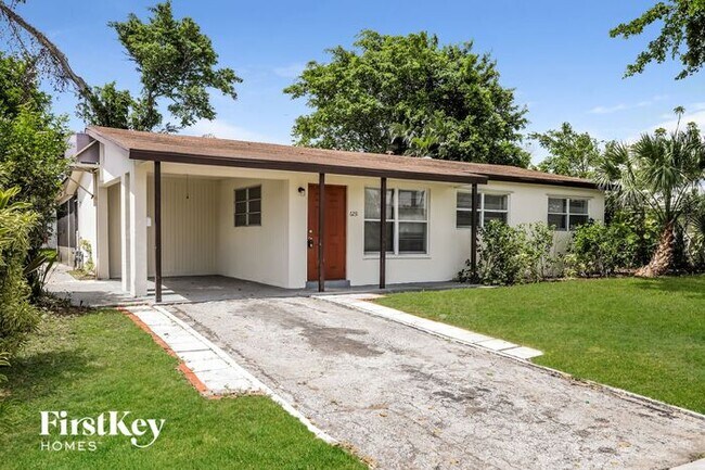 Foto del edificio - 6231 NW 14th St