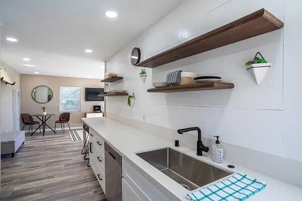 Foto del edificio - 3540 Quimby St