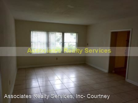 Building Photo - 4 br, 2 bath House - 1401 NW 25th Ter