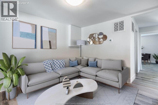 Building Photo - 301 Erieview Dr