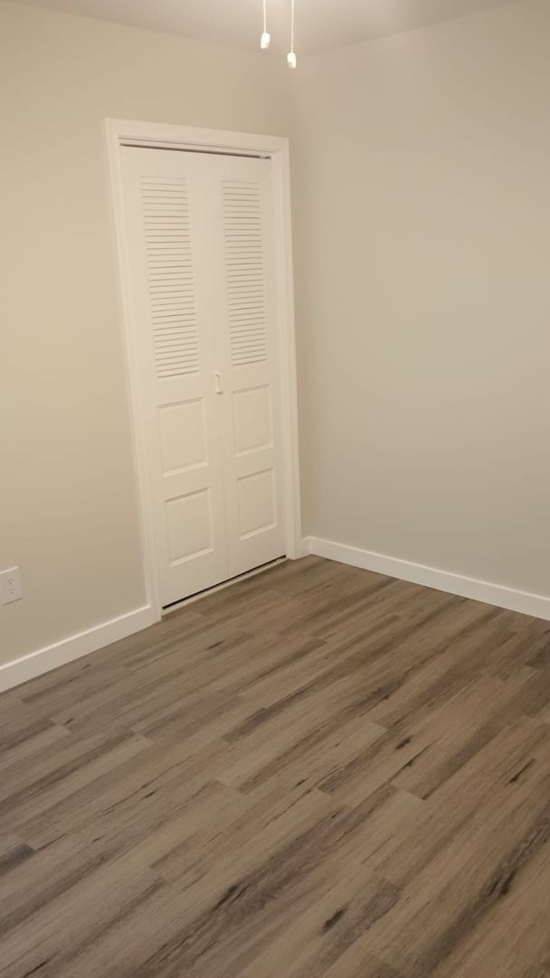 Foto del edificio - 310 Brookedge Dr