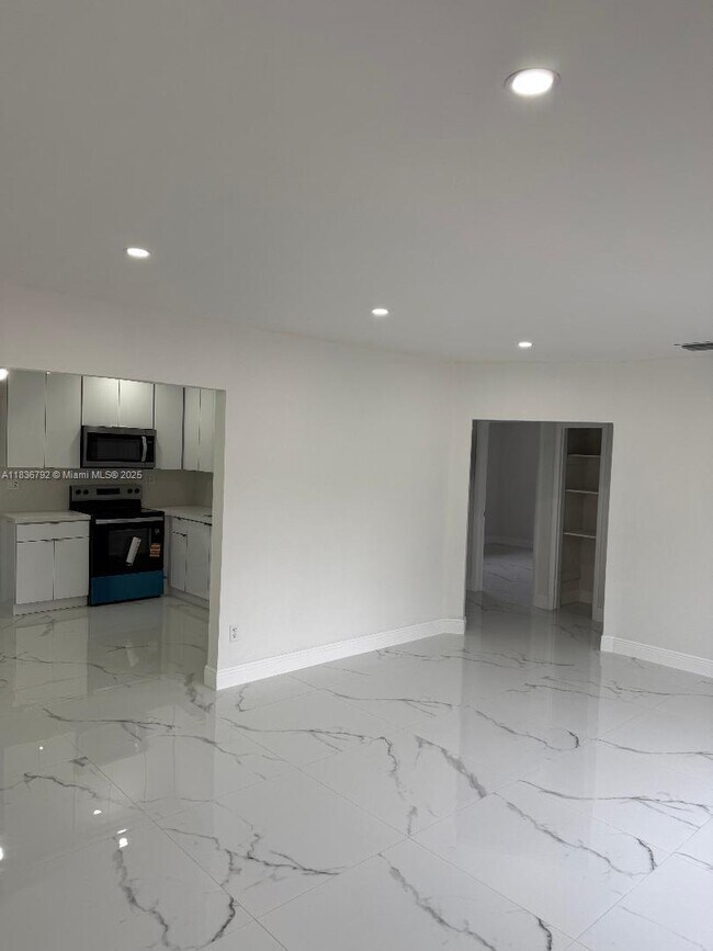 Foto del edificio - 1515 NW 26th Ave
