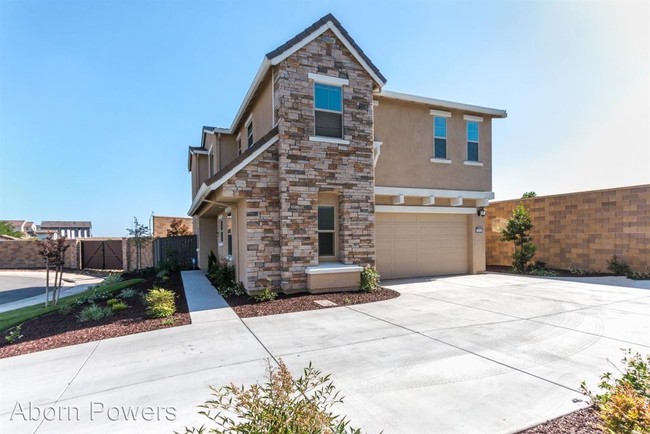 Building Photo - 4 br, 3 bath House - 8090 Ryland Dr