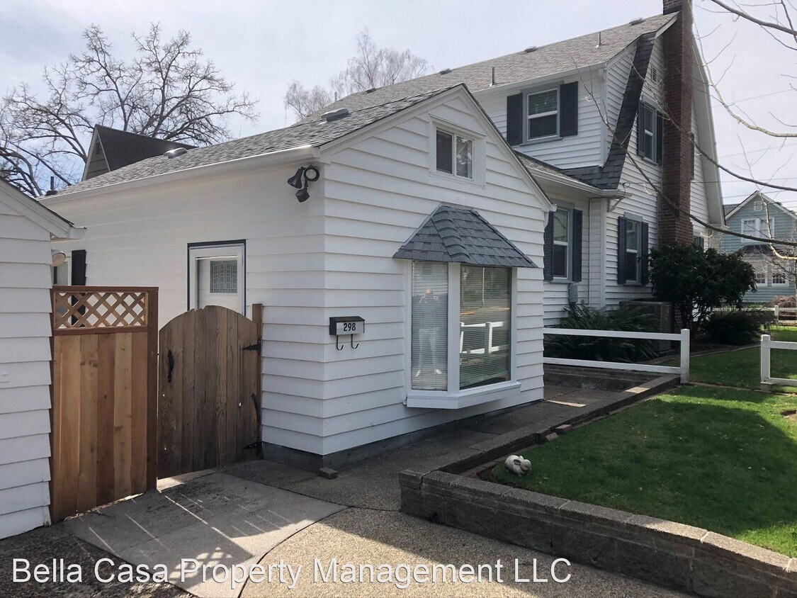 Studio, 1 bath House 298 SE Wilson Street House for Rent in
