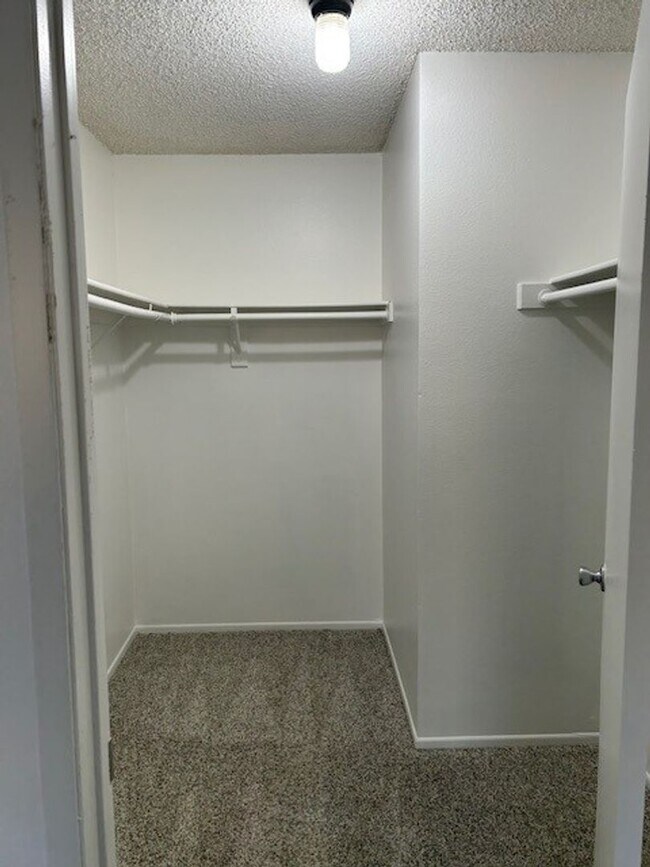 Interior Photo - Monrovia Villas Apartments