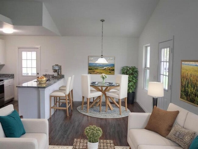 Foto del edificio - 21433 Beach Blvd