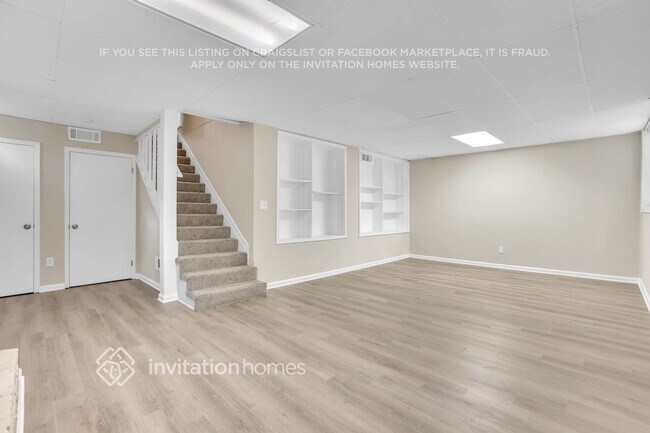 Building Photo - 2527 Judson Ave