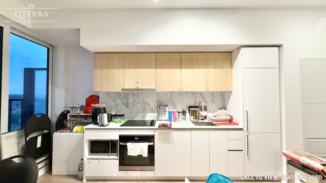 Photo du bâtiment - 1100 Sheppard Av W