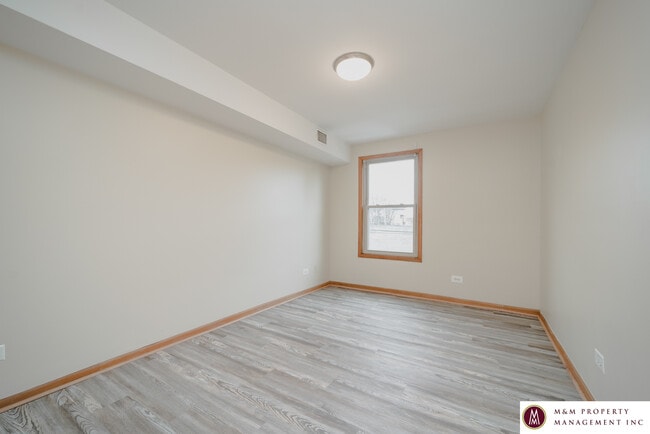 Building Photo - 1440 Taylor LLC