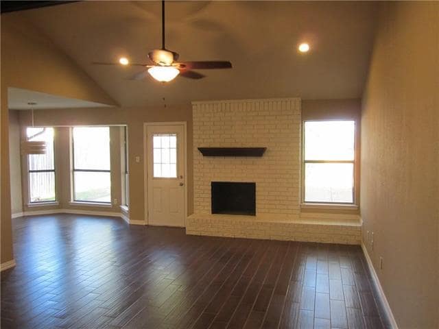 Building Photo - 209 Ginger Ln