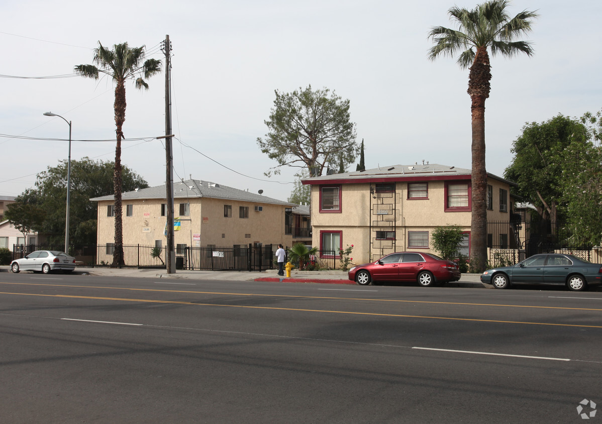 Building Photo - 13988-14000 Foothill Blvd