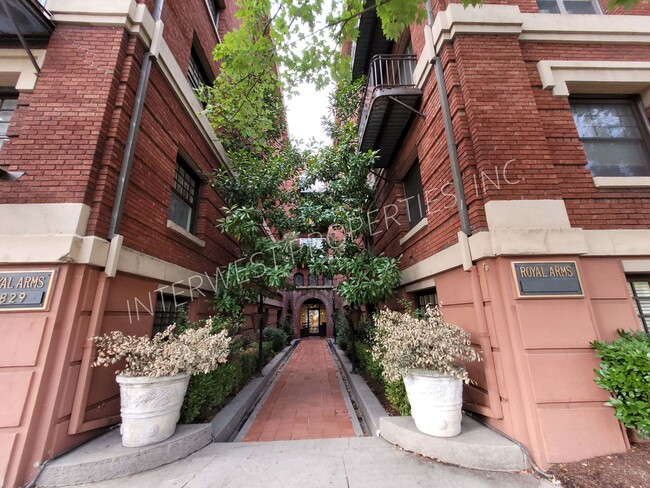 Foto del edificio - 1 BD Condo in the Pearl District- Slate co...