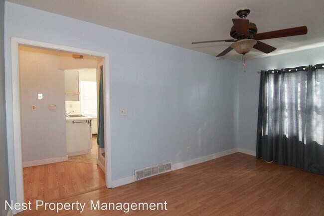 Building Photo - 3 br, 2 bath House - 936 S Van Buren St
