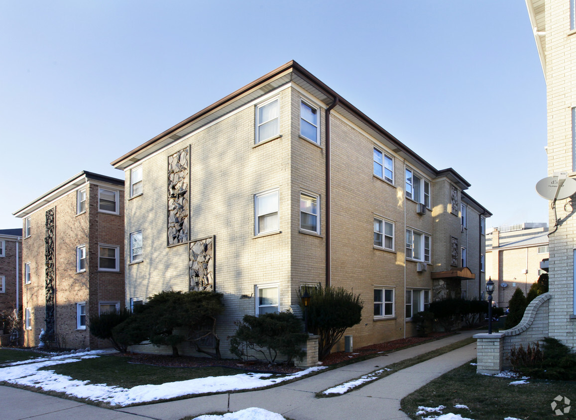 Foto principal - 8440 W Gregory St