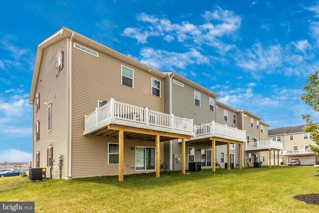 Building Photo - 306 Patterson Pk Rd
