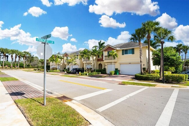 Building Photo - 4652 Horseshoe Cir