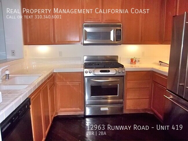 Building Photo - 12963 W Runway Rd