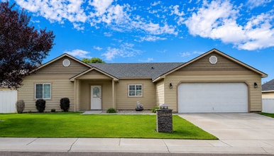 Building Photo - 6308 Del Mar Ct