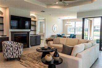 Building Photo - 15335 Lucerna St