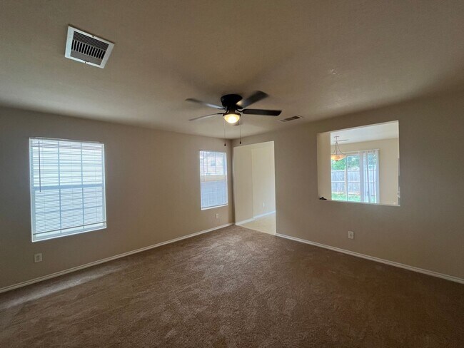 Foto del edificio - 9950 Hawksbill Peak