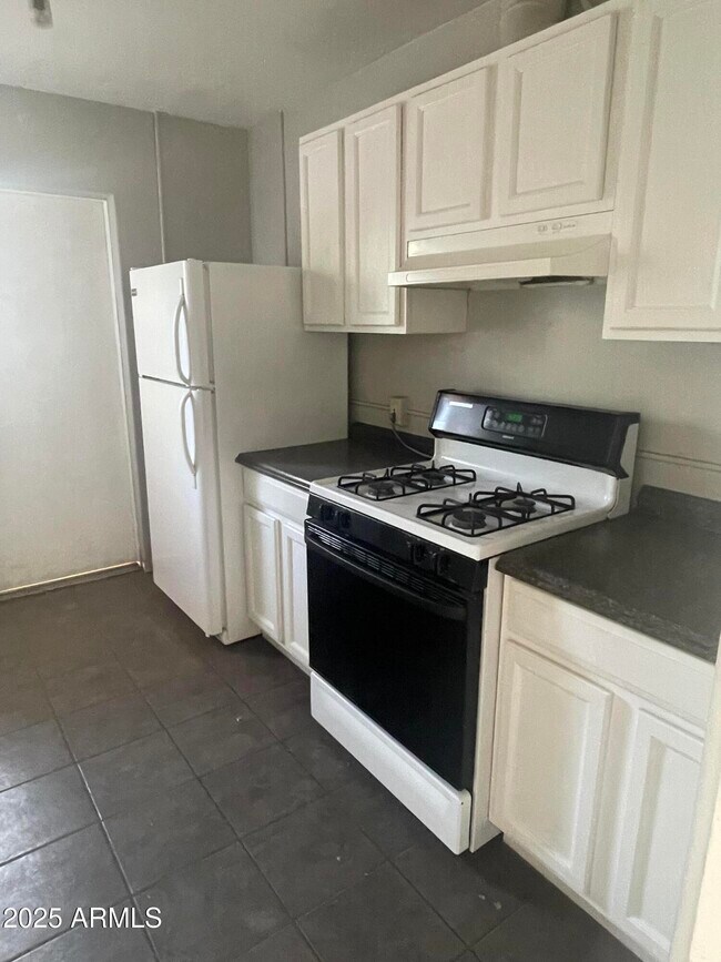 Foto del edificio - 1226 W Roosevelt St