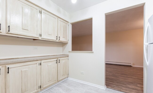 Building Photo - 20 Parkside Ct