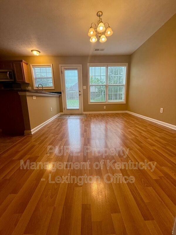 Foto del edificio - 101 Chamberlain Dr