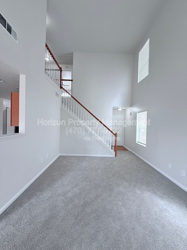 Foto del edificio - 6265 Smoke Ridge Ln