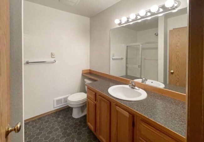 Foto del edificio - 2104 N Yellowstone St