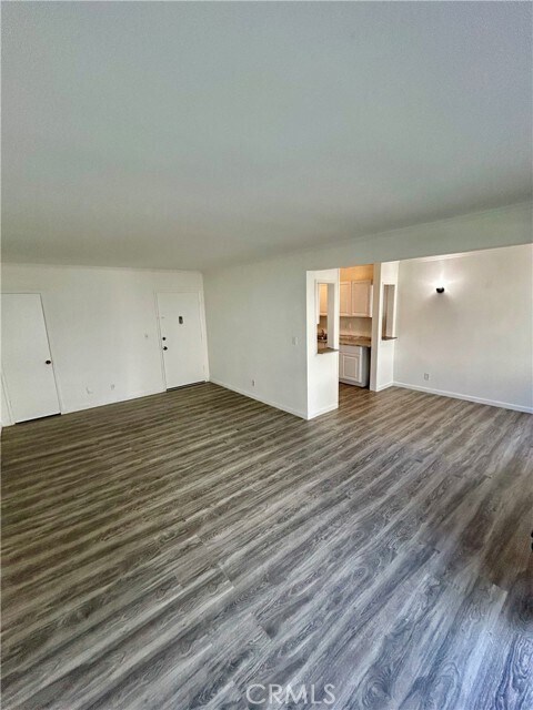 Foto del edificio - 14823 Gilmore St