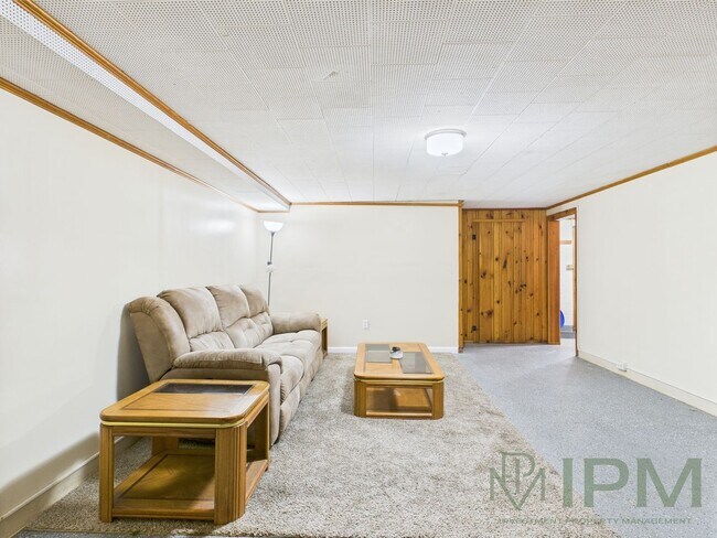 Foto del edificio - 307 N Fayette St