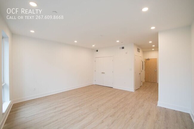 Foto del edificio - 1325 N Lee St