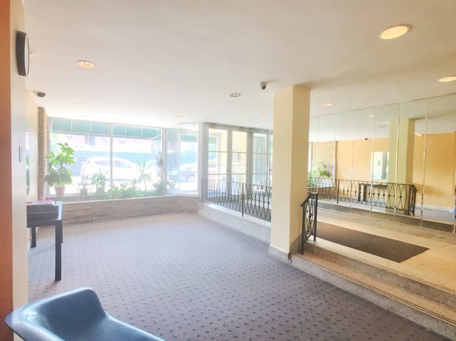 Foto del edificio - 288 West 238th Street