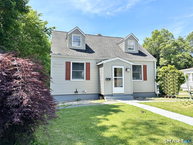Building Photo - 225 Battis Rd
