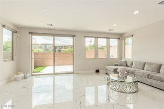 Building Photo - 11297 Gravitation Dr