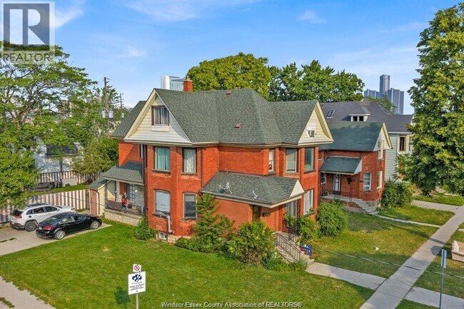 Photo du bâtiment - 669 Marentette Ave