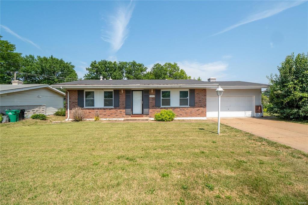 Primary Photo - Charming 3 bedroom 2.5 bath ranch home wit...