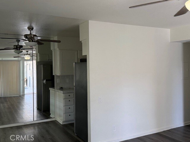 Building Photo - 45303 Sunset Ln