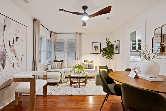 Building Photo - 2005 Emerson St