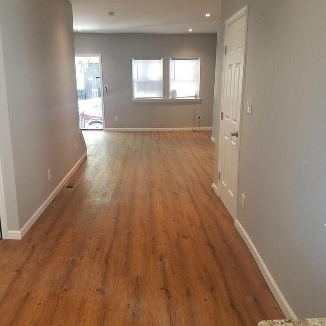 Foto del edificio - 1417 N Felton St