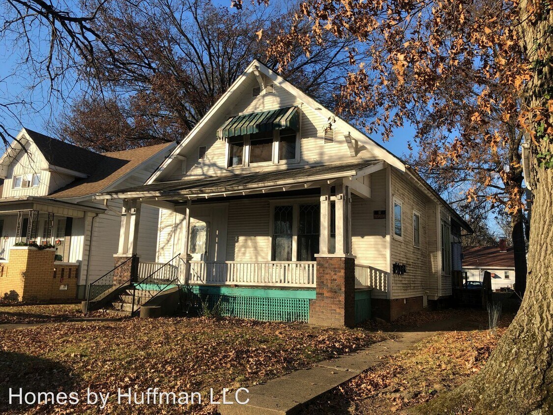 Primary Photo - 616 E Chandler Ave