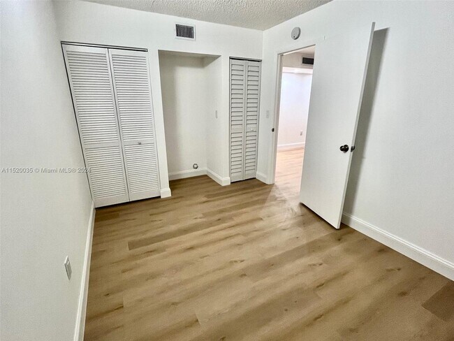 Building Photo - 8400 SW 133rd Avenue Rd