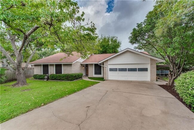 Building Photo - Nicely Updated 3 Bedroom, 2 Bath, Singe Story Home in Northwest Austin