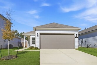 Building Photo - 16215 Globetrotter Ct