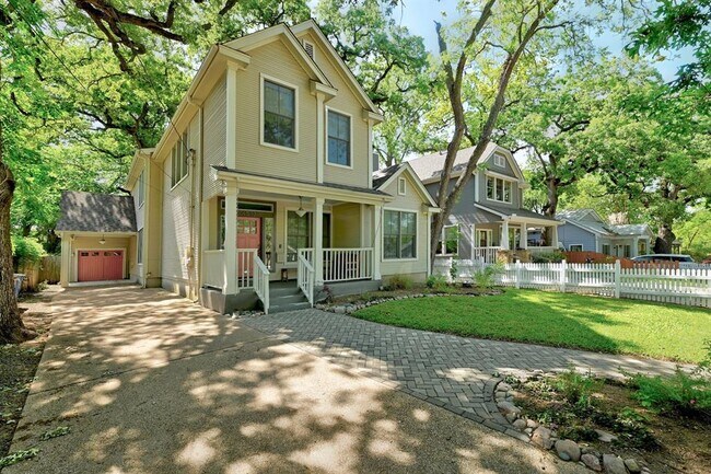 Building Photo - 4513 Avenue F