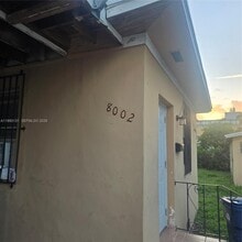 Building Photo - 8012 NW 5th Ct