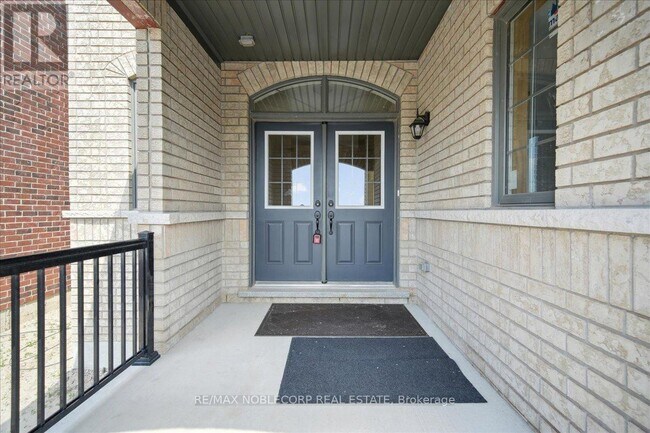 Photo du bâtiment - 59 Lawrence D. Pridham Ave